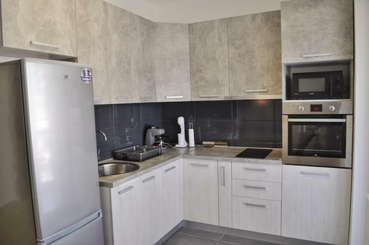 Center Apartments Szkopje Kültér fotó